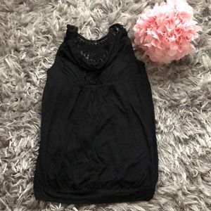 Liz Lange maternity black sleeveless lace top XS